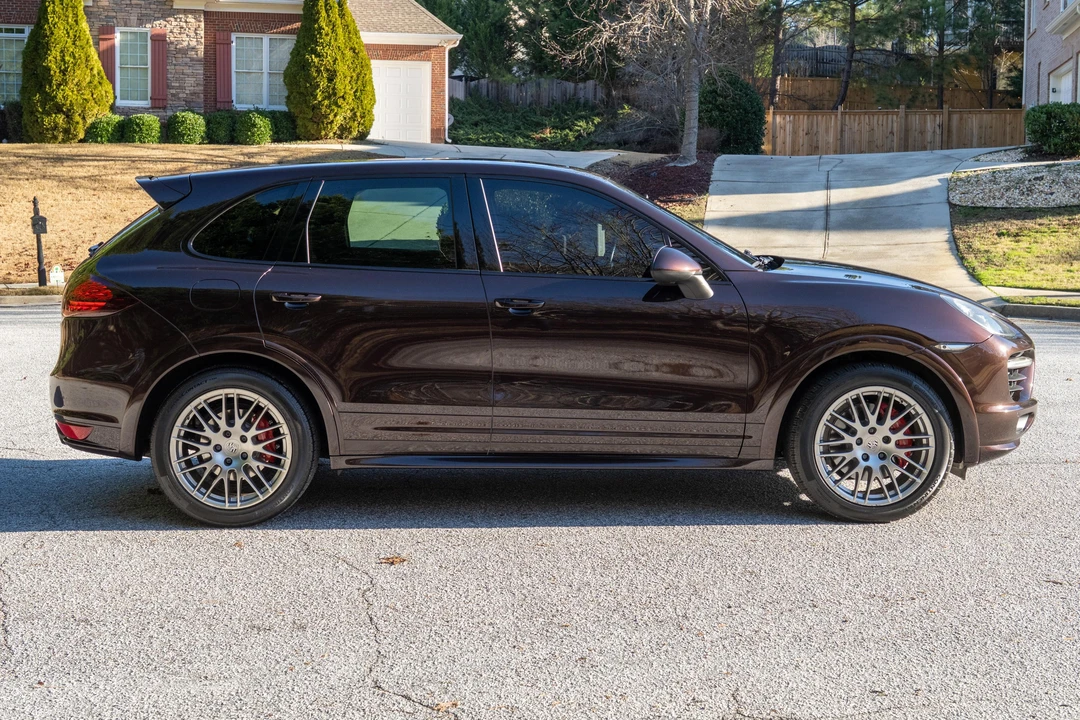 2014 Porsche 958 Cayenne GTS - Image 8 of 31