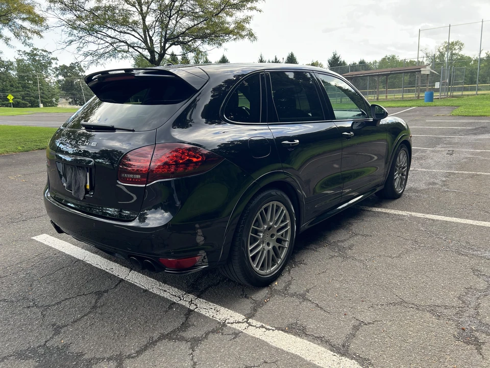 2014 Porsche 958 Cayenne GTS - Image 16 of 31