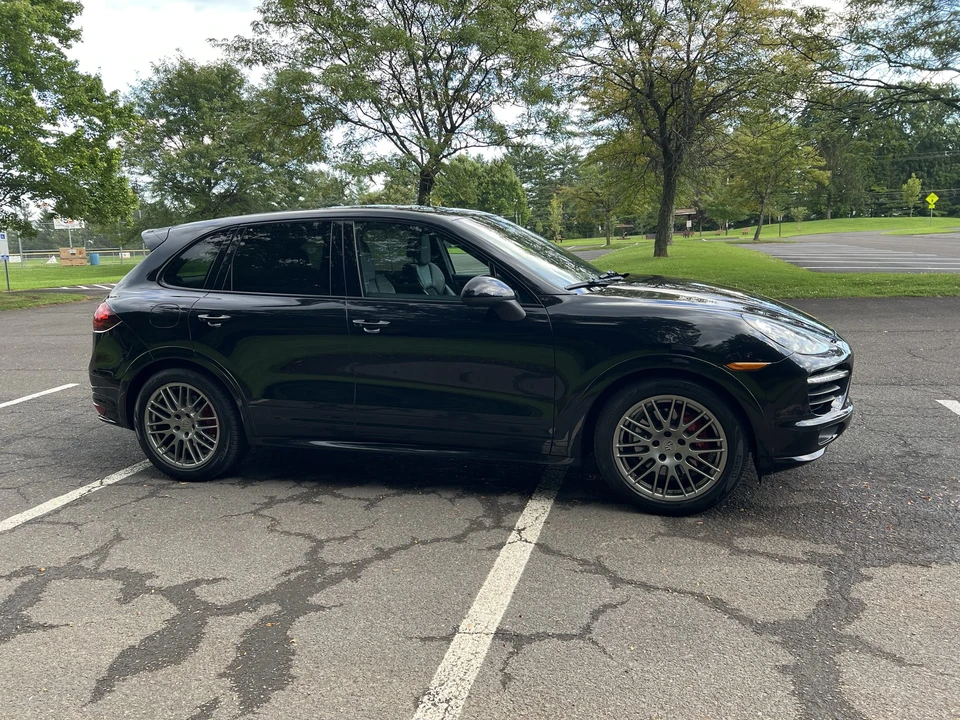 2014 Porsche 958 Cayenne GTS - Image 19 of 31