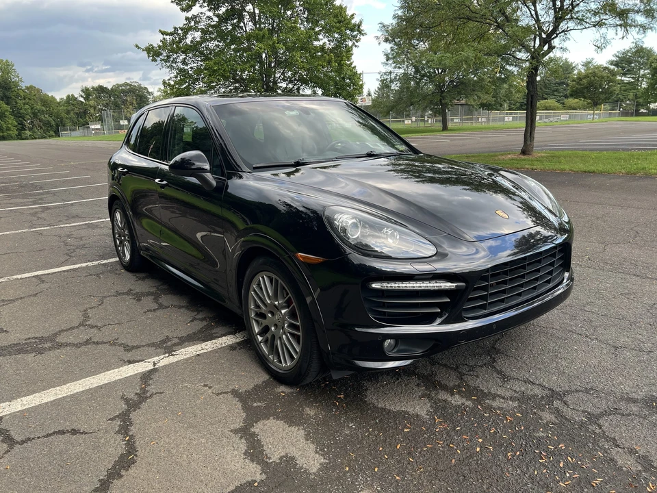 2014 Porsche 958 Cayenne GTS - Image 3 of 31