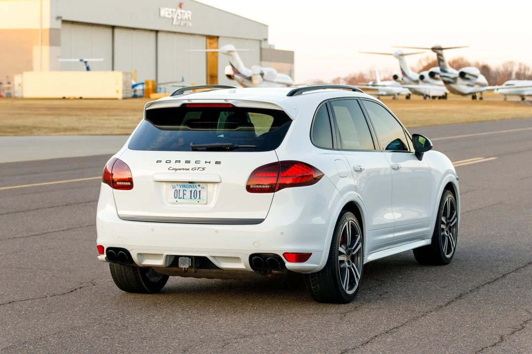 2014 Porsche 958 Cayenne GTS - Image 17 of 31
