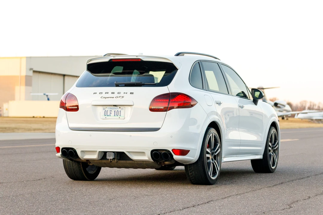 2014 Porsche 958 Cayenne GTS - Image 16 of 31
