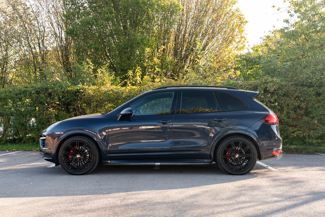 2014 Porsche 958 Cayenne GTS - Image 12 of 31