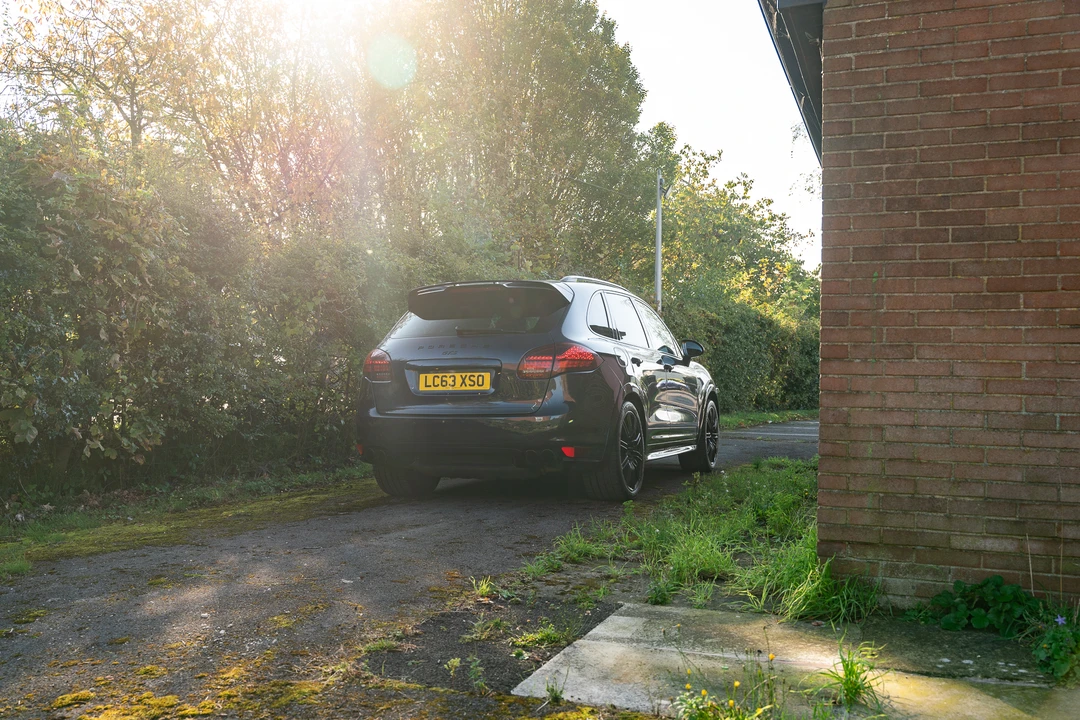 2014 Porsche 958 Cayenne GTS - Image 18 of 31