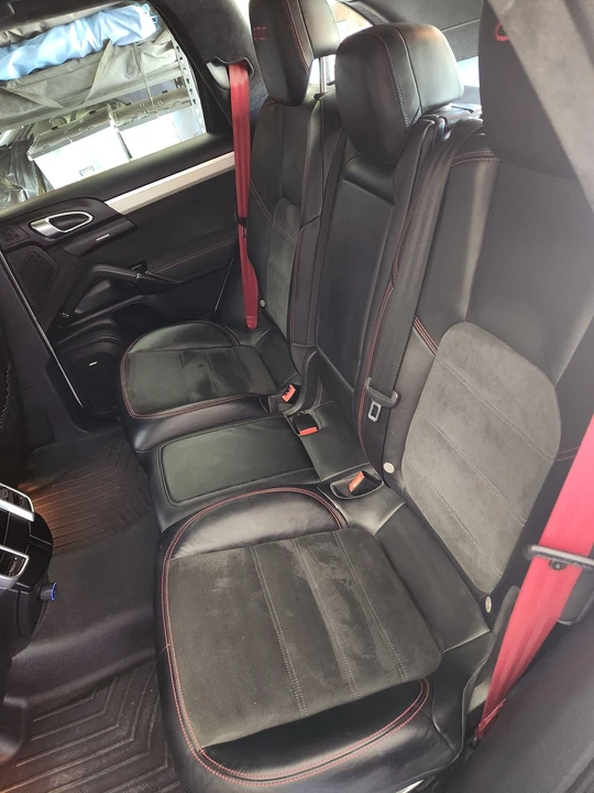 2014 Porsche 958 Cayenne GTS - Image 16 of 21