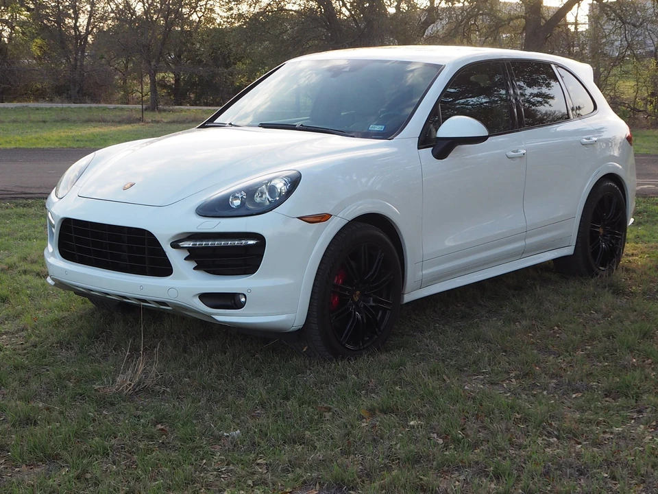 2014 Porsche 958 Cayenne GTS - Image 2 of 21