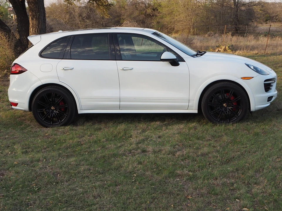 2014 Porsche 958 Cayenne GTS - Image 5 of 21