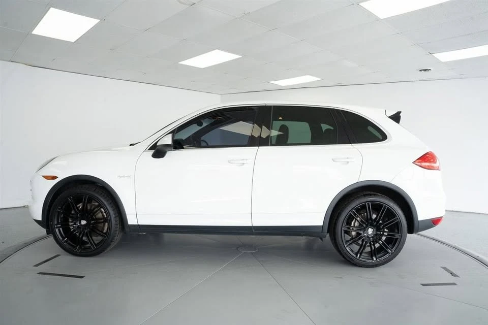 2014 Porsche 958 Cayenne - Image 5 of 20