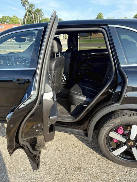 2014 Porsche 958 Cayenne - Image 3 of 7