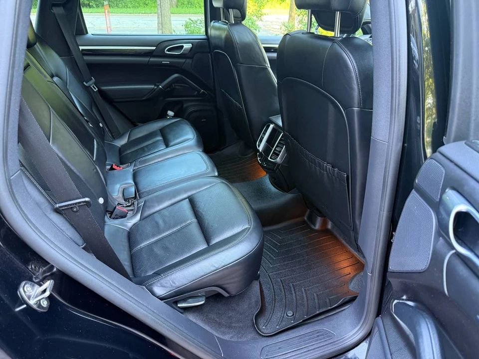 2014 Porsche 958 Cayenne - Image 10 of 14