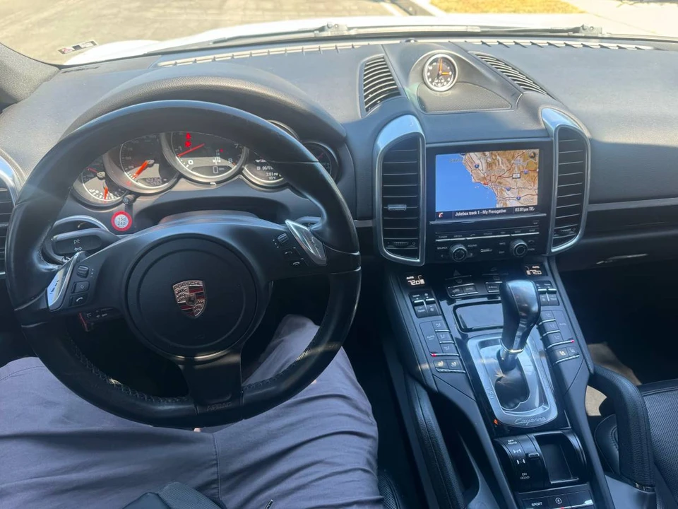 2014 Porsche 958 Cayenne - Image 9 of 9