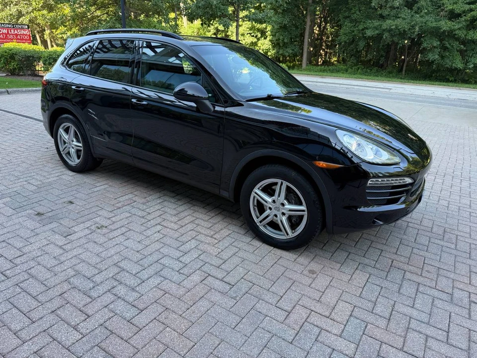 2014 Porsche 958 Cayenne - Image 2 of 14