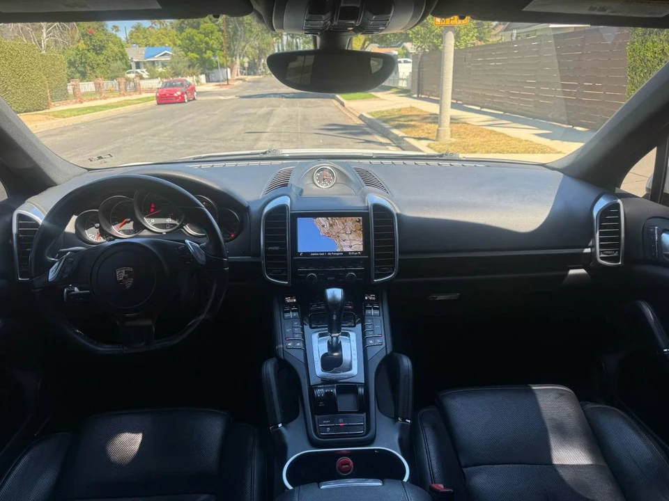 2014 Porsche 958 Cayenne - Image 7 of 9