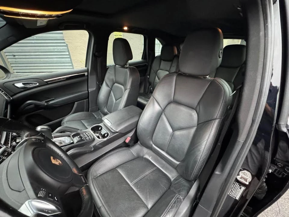 2014 Porsche 958 Cayenne - Image 11 of 13