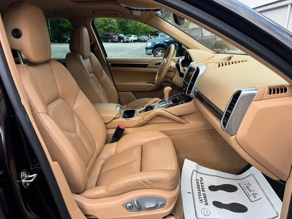 2014 Porsche 958 Cayenne - Image 14 of 20