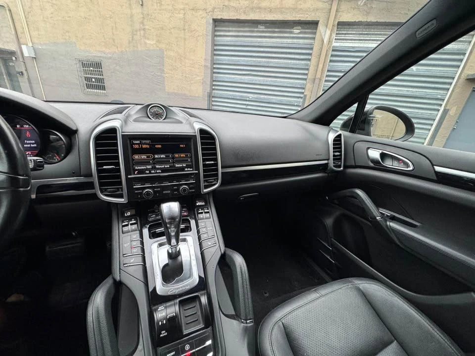 2014 Porsche 958 Cayenne - Image 8 of 13