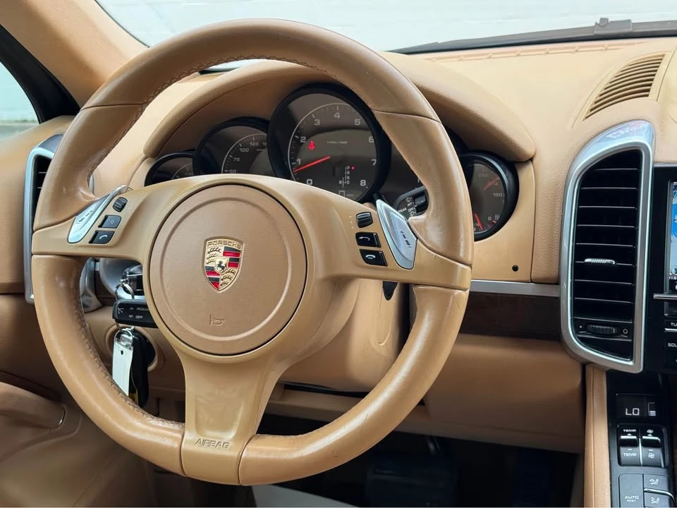 2014 Porsche 958 Cayenne - Image 13 of 20