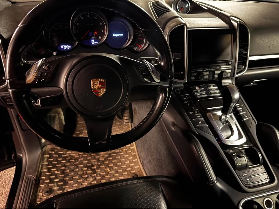 2014 Porsche 958 Cayenne - Image 7 of 9