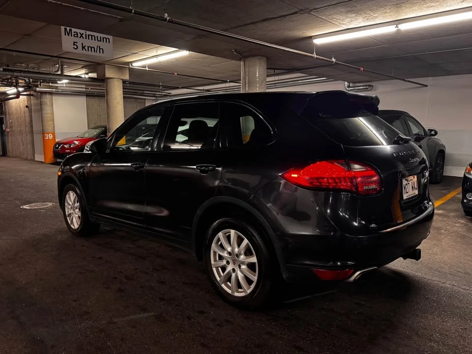 2014 Porsche 958 Cayenne - Image 3 of 9