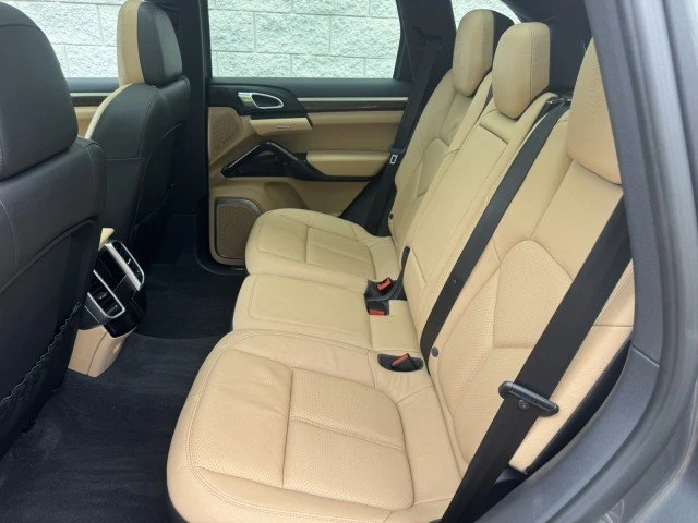 2014 Porsche 958 Cayenne - Image 7 of 20
