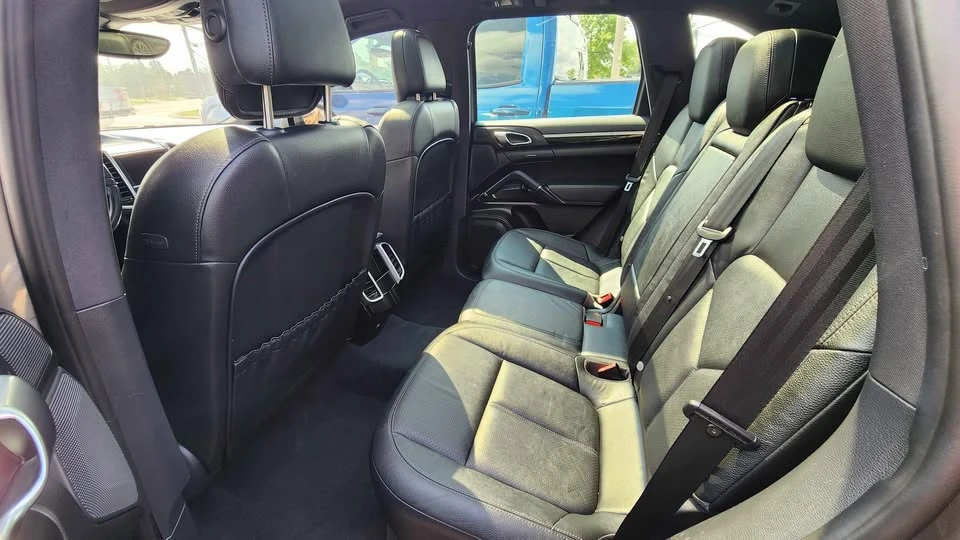 2014 Porsche 958 Cayenne - Image 4 of 8