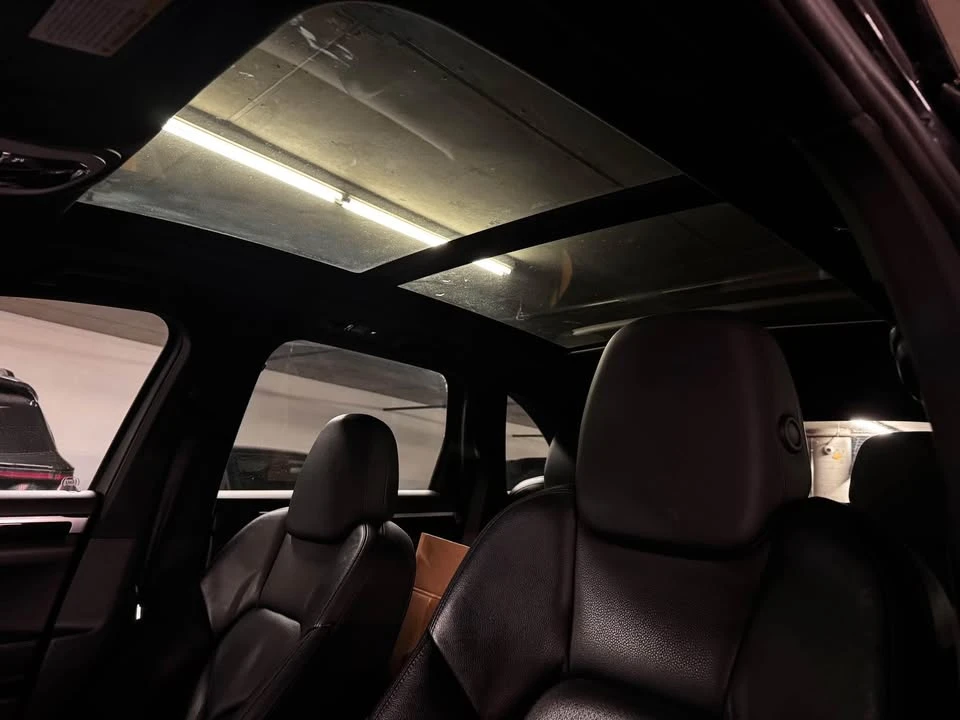 2014 Porsche 958 Cayenne - Image 6 of 9