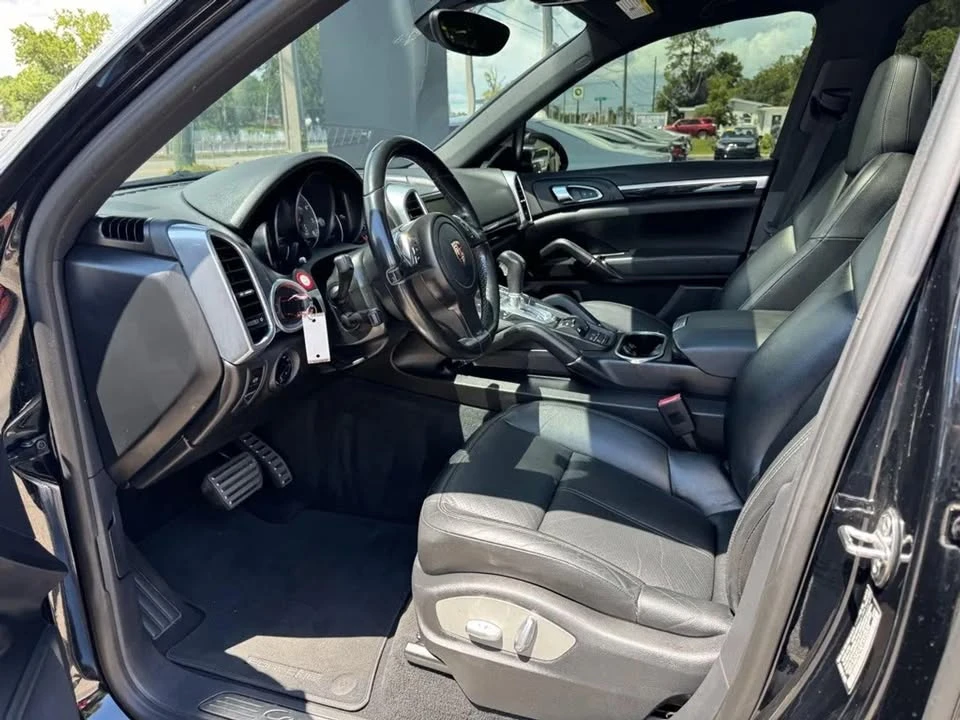 2014 Porsche 958 Cayenne - Image 8 of 19
