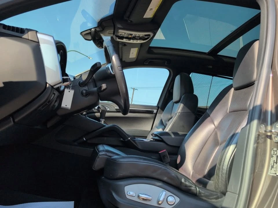 2014 Porsche 958 Cayenne - Image 15 of 17