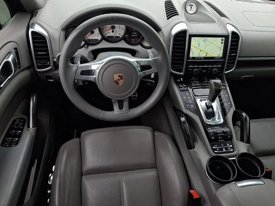 2014 Porsche 958 Cayenne - Image 10 of 19