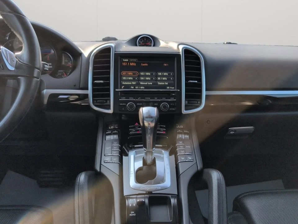 2014 Porsche 958 Cayenne - Image 8 of 17