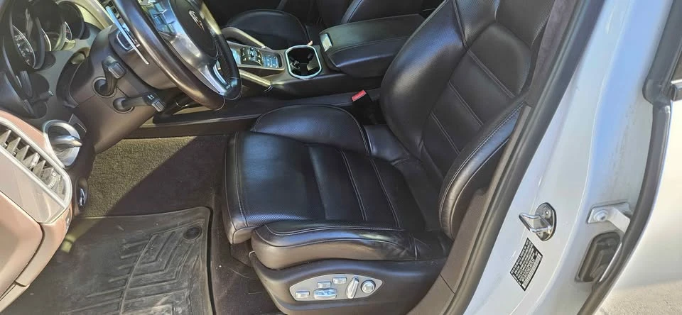 2014 Porsche 958 Cayenne - Image 5 of 10