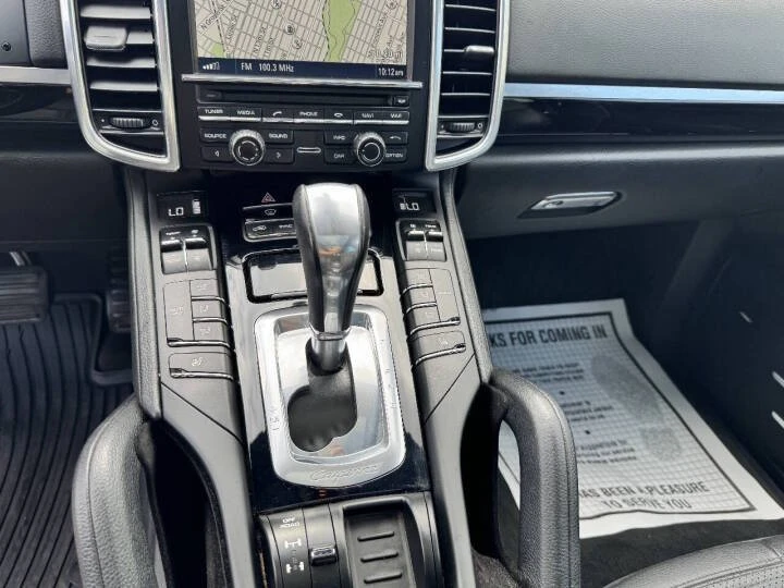 2014 Porsche 958 Cayenne - Image 12 of 13