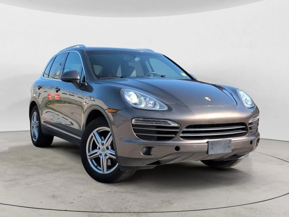 2014 Porsche 958 Cayenne - Image 2 of 17