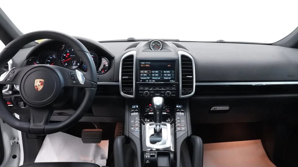 2014 Porsche 958 Cayenne - Image 12 of 20