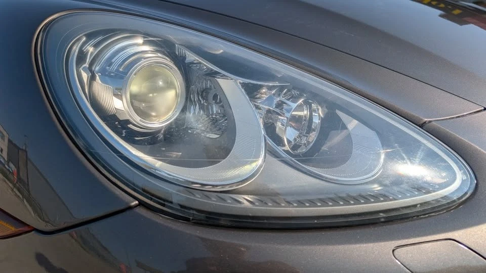 2014 Porsche 958 Cayenne - Image 9 of 17