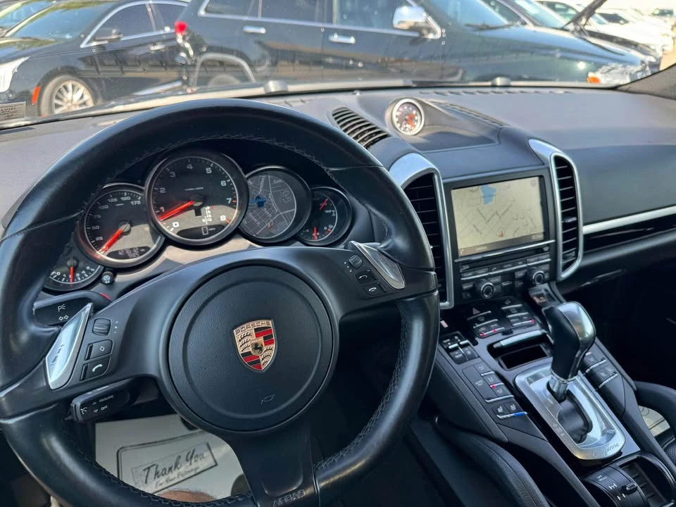 2014 Porsche 958 Cayenne - Image 9 of 20