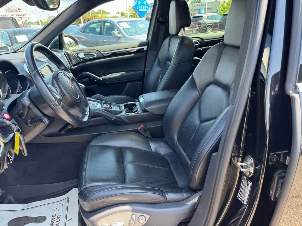 2014 Porsche 958 Cayenne - Image 8 of 20