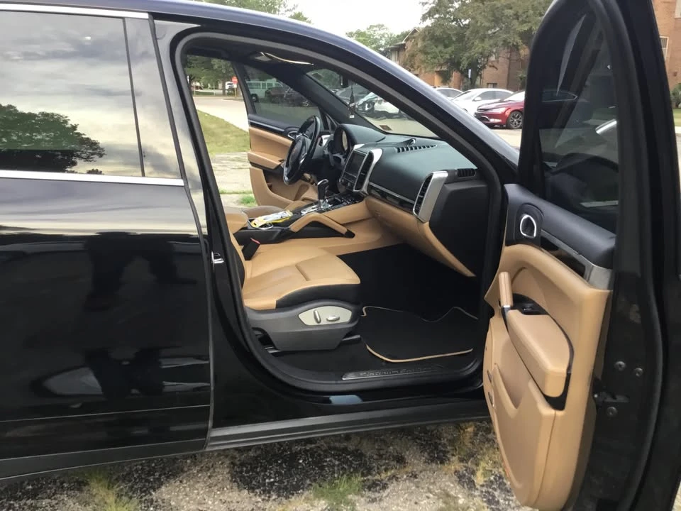 2014 Porsche 958 Cayenne - Image 11 of 17
