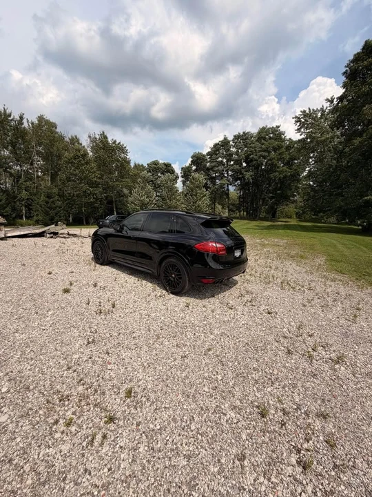 2014 Porsche 958 Cayenne - Image 2 of 2
