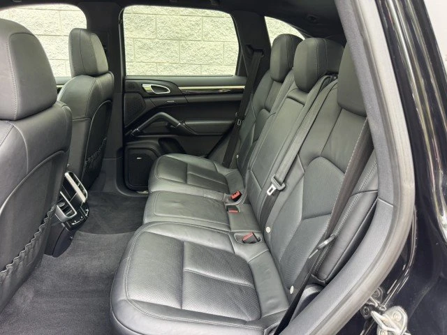 2014 Porsche 958 Cayenne - Image 8 of 20