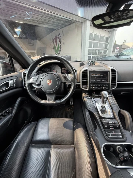 2014 Porsche 958 Cayenne - Image 11 of 12