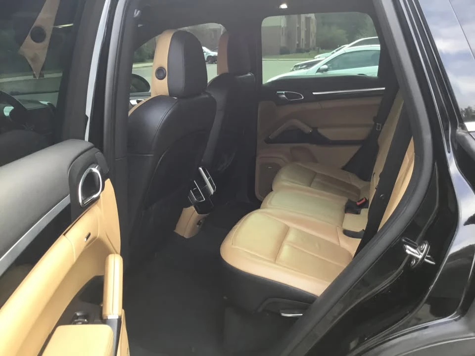 2014 Porsche 958 Cayenne - Image 10 of 17