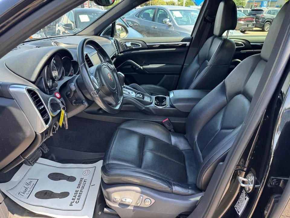 2014 Porsche 958 Cayenne - Image 7 of 20