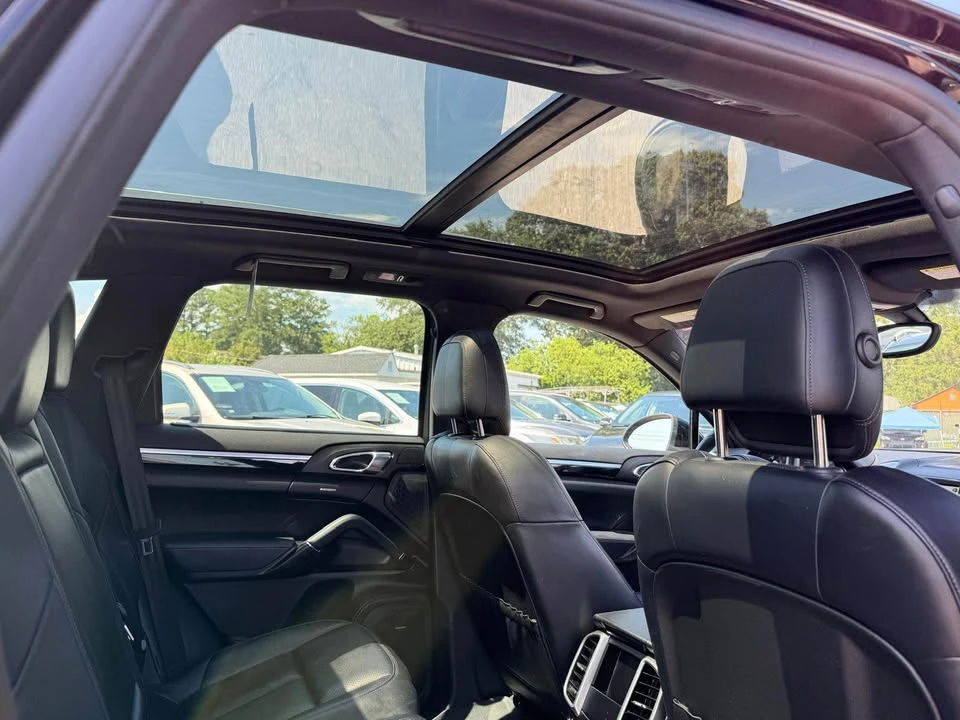 2014 Porsche 958 Cayenne - Image 11 of 20