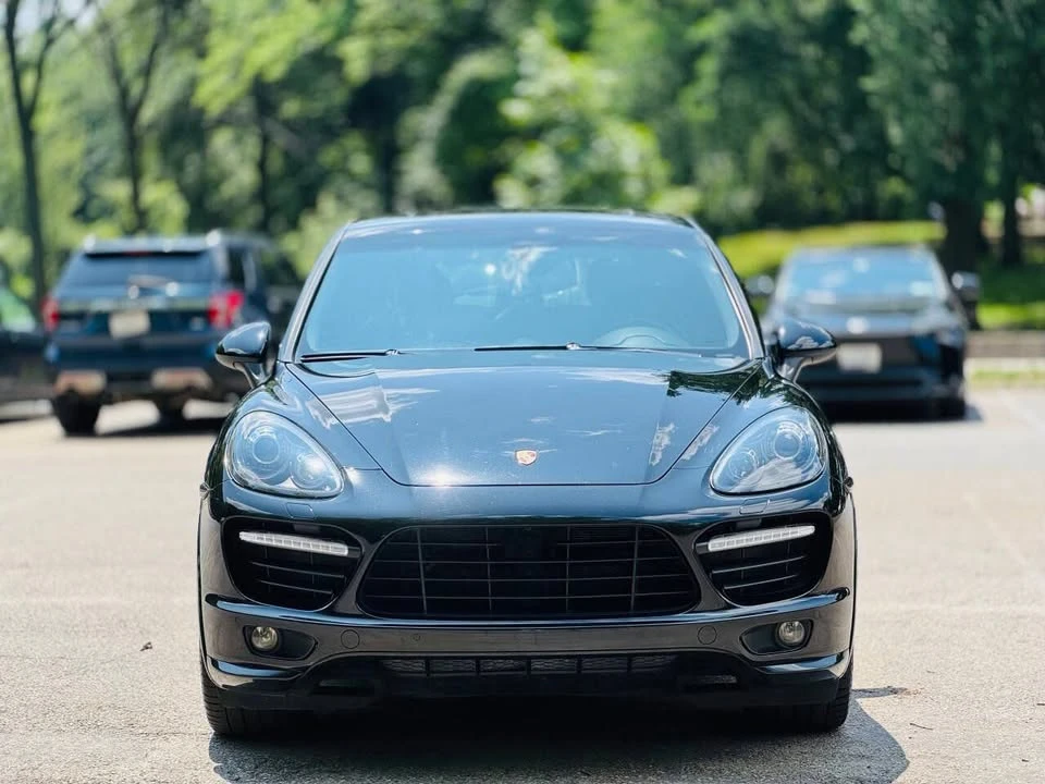2014 Porsche 958 Cayenne - Image 2 of 20
