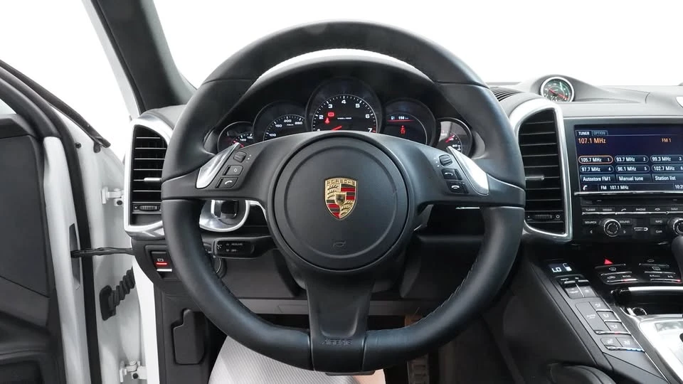 2014 Porsche 958 Cayenne - Image 13 of 20