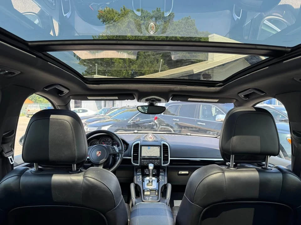 2014 Porsche 958 Cayenne - Image 6 of 20