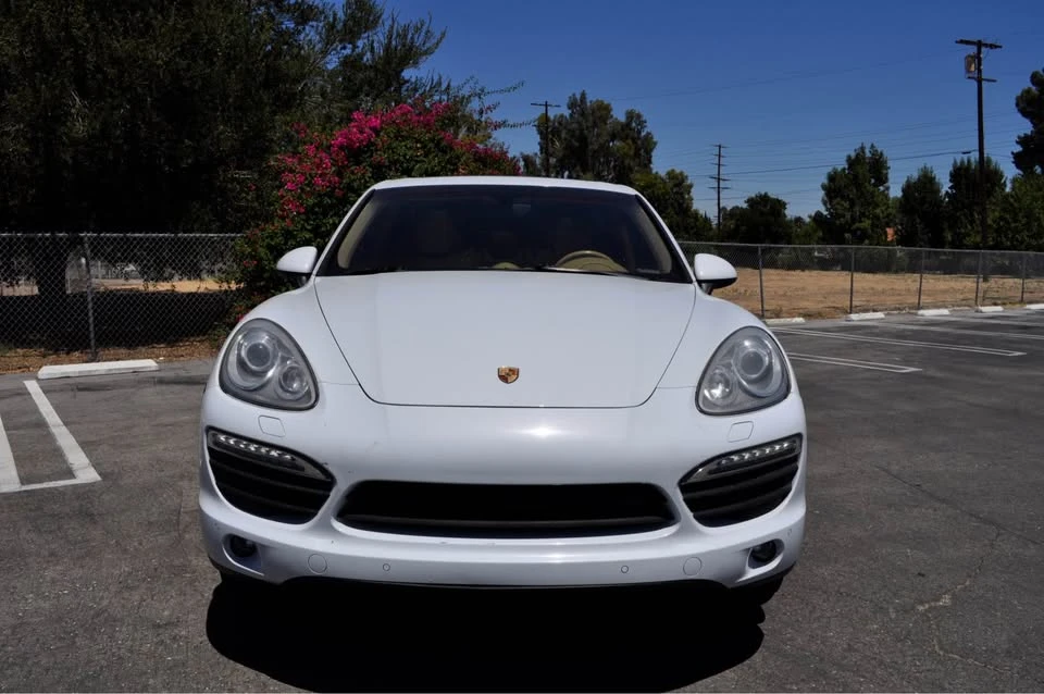 2014 Porsche 958 Cayenne - Image 3 of 12
