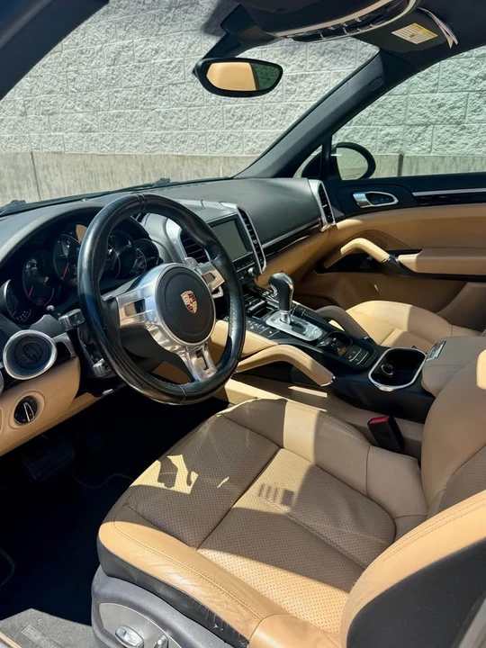 2014 Porsche 958 Cayenne - Image 14 of 20