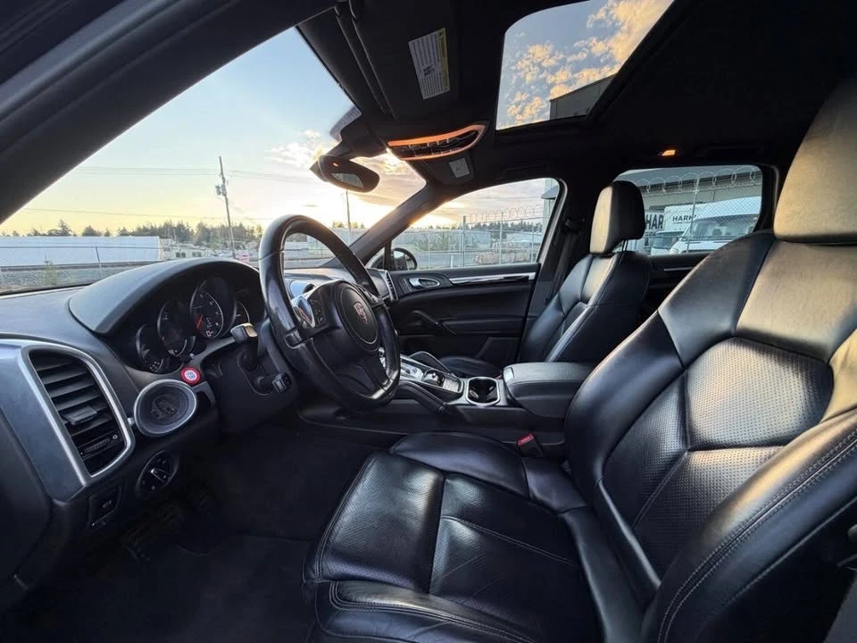 2014 Porsche 958 Cayenne - Image 12 of 18